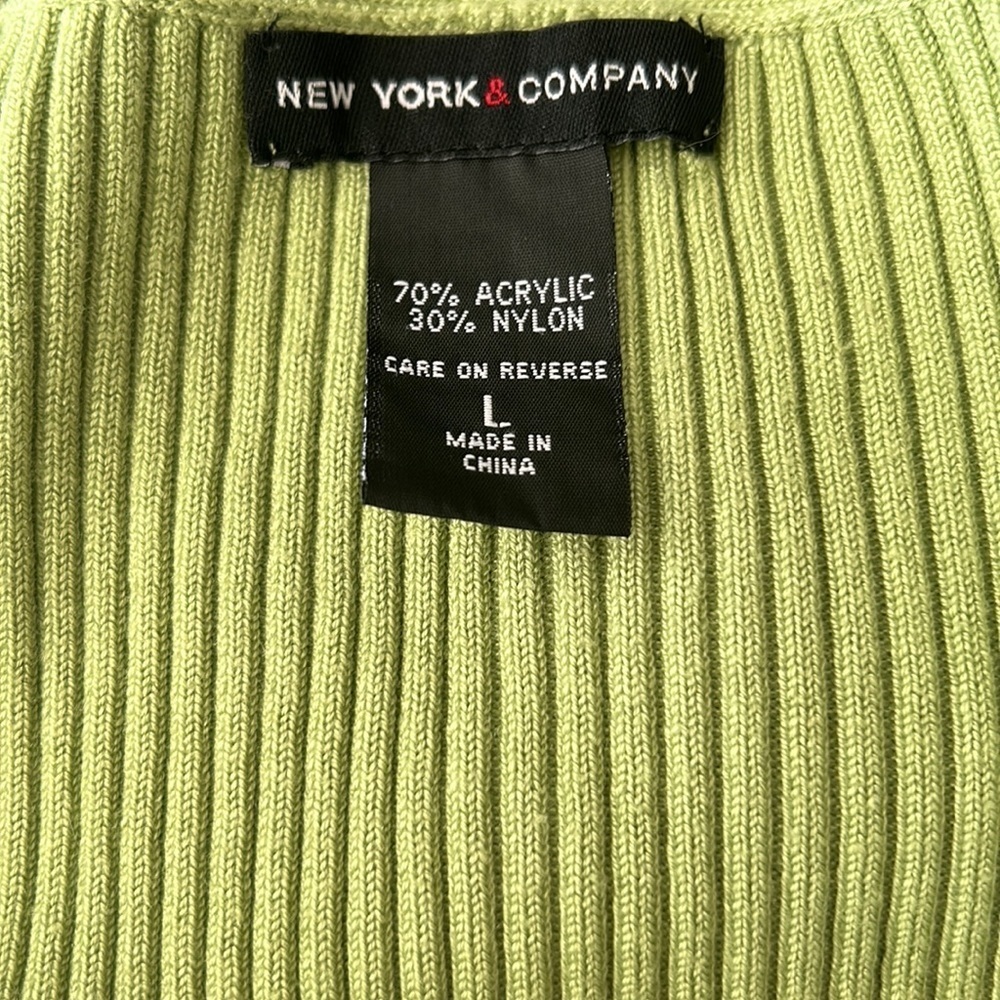 New York & Company Short Sleeve - Picture 7 of 7